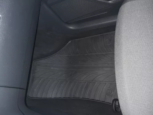 VW Caddy 2004-2020 (első) Gledring méretpontos gumiszőnyeg