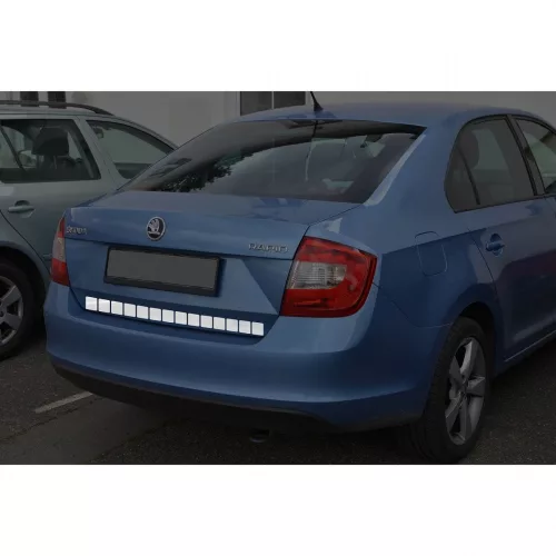 Öntapadós fényvisszaverő szalag (fehér, osztott, 1m)