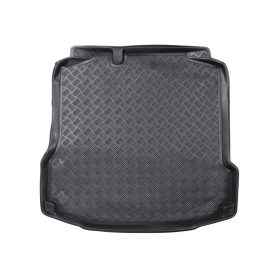   Skoda Rapid 2012-2019 (lifback) Rezaw-Plast méretpontos csomagtértálca