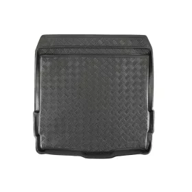   VW Golf VIII. 2020- (combi, hybrid) Rezaw-Plast méretpontos csomagtértálca