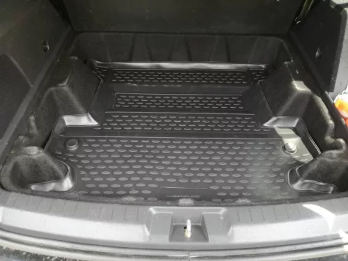 Dodge Journey 2008-2020 Novline méretpontos csomagtértálca