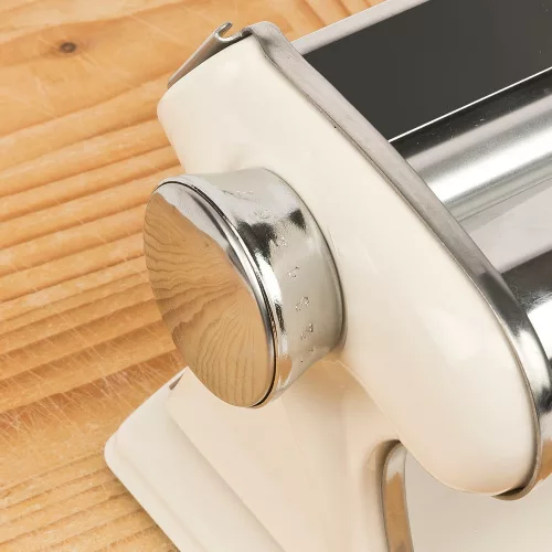 Girmi IM92 Kézi, olasz tésztagép lasagnához, tagliatelléhez és spagettihez, 7 vastagsági beállítás, krém színben