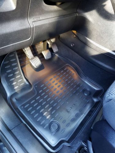 Ford S-Max 2006-2015 (kerek rögzítés, rögzítési távolság 31 cm) Novline méretpontos gumiszőnyeg szett