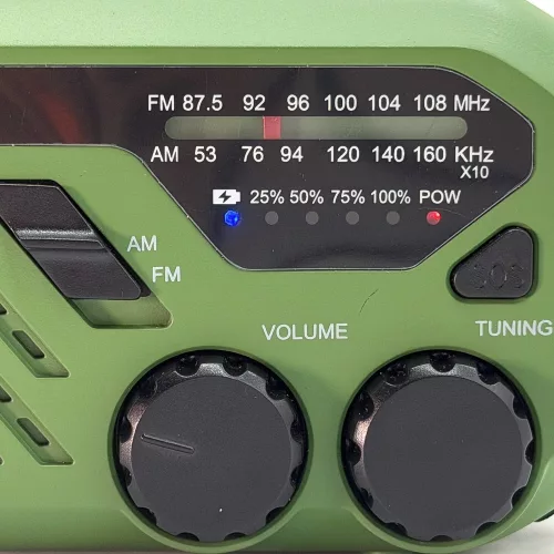 Aiwa R-99EM hordozható vészhelyzeti rádió AM/FM, napelem+dínamó+USB-C, 2000 mAh, IPX4
