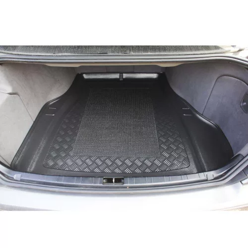 BMW 7 2002-2008 (E65, E66, sedan) Aristar méretpontos csomagtértálca