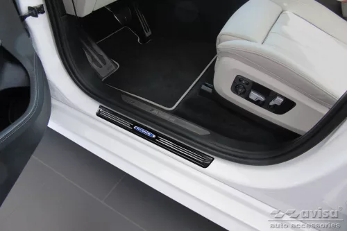 BMW X7 2019- (G07, sötét-fényes) Avisa 4db-os küszöbvédő