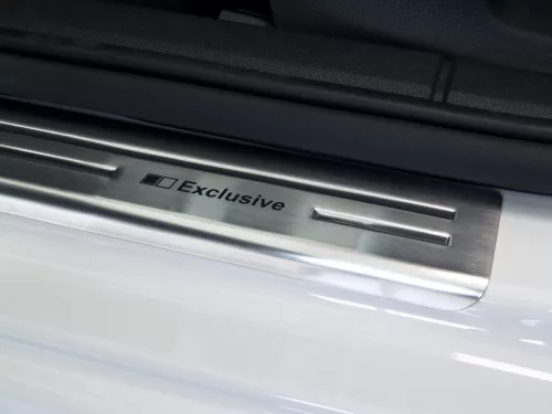 Skoda Octavia III. 2013-2020 (matt) Avisa 4db-os küszöbvédő