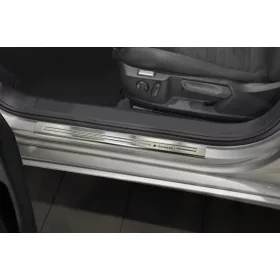 VW Passat B8 2015- (matt) Avisa 4db-os küszöbvédő