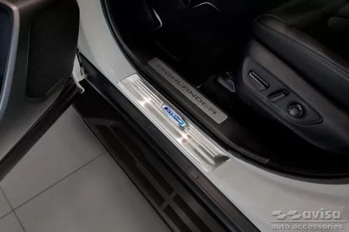 Toyota Highlander 2020- (hybrid, matt) Avisa 4db-os küszöbvédő