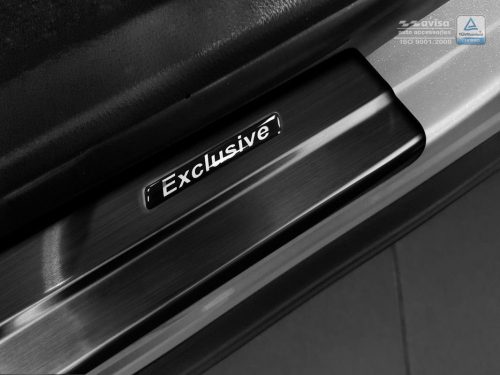 Lexus NX 2014-2021 (sötét-matt) Avisa 4db-os küszöbvédő