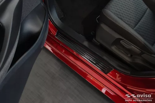 Toyota Yaris 2020- (sötét-matt) Avisa 4db-os küszöbvédő