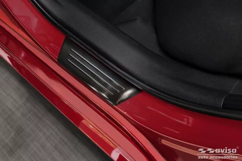Toyota Yaris 2020- (sötét-matt) Avisa 4db-os küszöbvédő