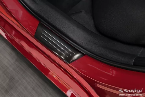 Toyota Yaris Cross 2021- (sötét-matt) Avisa 4db-os küszöbvédő