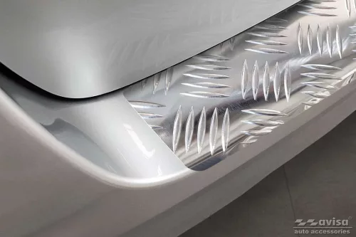 VW T7 Multivan 2021- (bordázott alu, matt) Avisa lökhárítóvédő