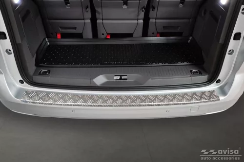 VW T7 Multivan 2021- (bordázott alu, matt) Avisa lökhárítóvédő