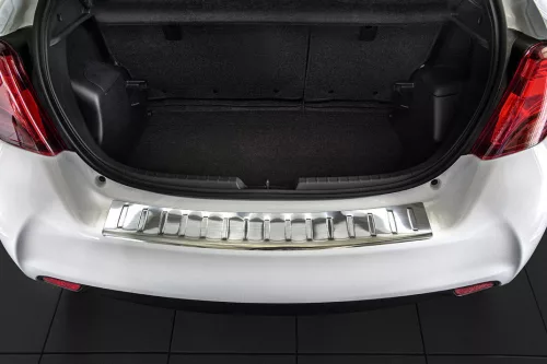 Toyota Yaris 2014-2020 (matt) Avisa lökhárítóvédő