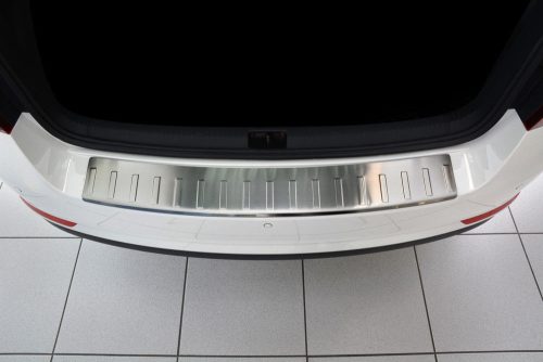 Skoda Rapid 2012-2019 (spaceback, matt) Avisa lökhárítóvédő