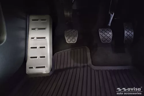 Autós lábtámasz Škoda Octavia IV. 2020-