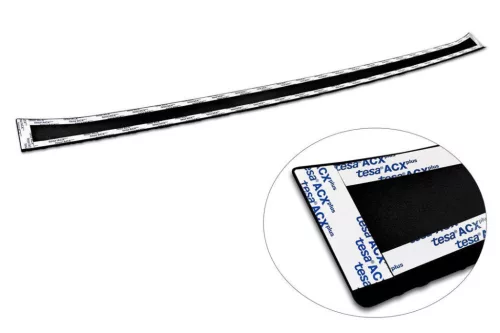 Megerősített védőcsík a csomagtér szélére Mercedes Sprinter 2018- (bordázott alumínium, fekete)