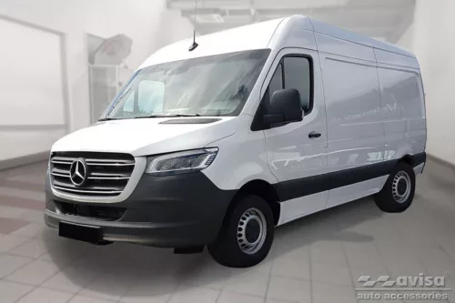 Megerősített védőcsík a csomagtér szélére Mercedes Sprinter 2018- (bordázott alumínium, fekete)