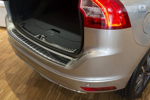 Volvo XC60 2013-2017 (sötét) Avisa lökhárítóvédő