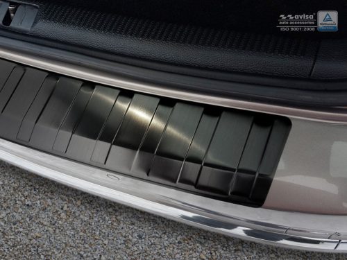 VW Passat 2010-2015 (combi, sötét-matt) Avisa lökhárítóvédő