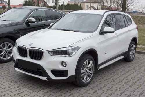 BMW X1 2015-2019 (sötét-matt) Avisa lökhárítóvédő