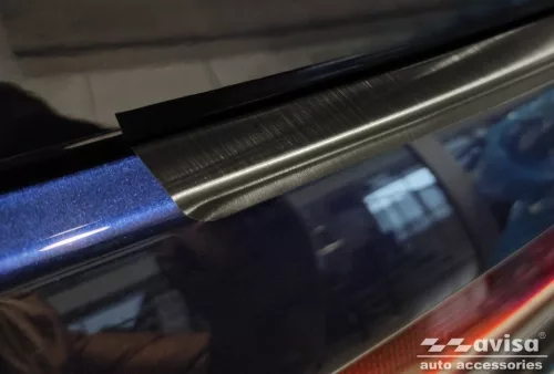 Audi Q7 2015- (sötét-matt) Avisa lökhárítóvédő