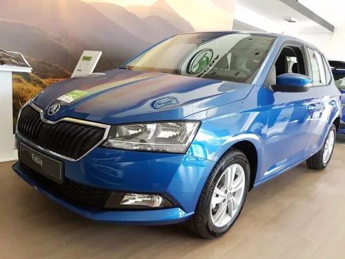 Skoda Fabia III. 2018-2021 (hatchback, facelift után, sötét-matt) Avisa lökhárítóvédő