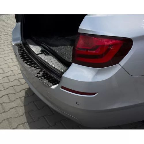BMW 5 2010-2017 (F11, combi, sötét-króm) Avisa lökhárítóvédő