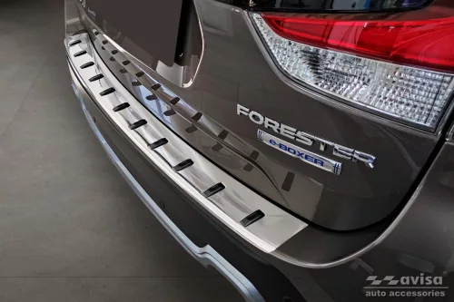 Zesílená ochranná lišta hrany kufru Subaru Forester 2019-2025 (matná, II. jakost)