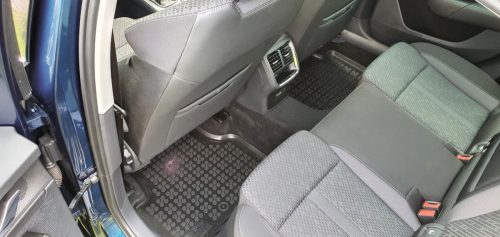 Skoda Octavia III. 2013-2020 Rezaw-Plast méretpontos gumiszőnyeg szett