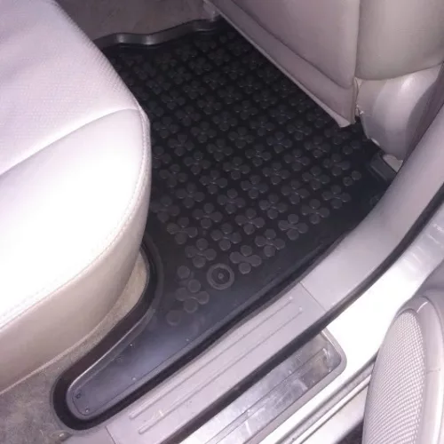 Kia Sorento 2002-2009 Rezaw-Plast méretpontos gumiszőnyeg szett
