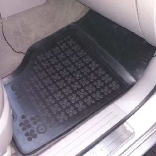 Kia Sorento 2002-2009 Rezaw-Plast méretpontos gumiszőnyeg szett