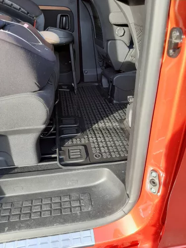 Citroen Jumpy 2016- (2. sor) Rezaw-Plast méretpontos gumiszőnyeg