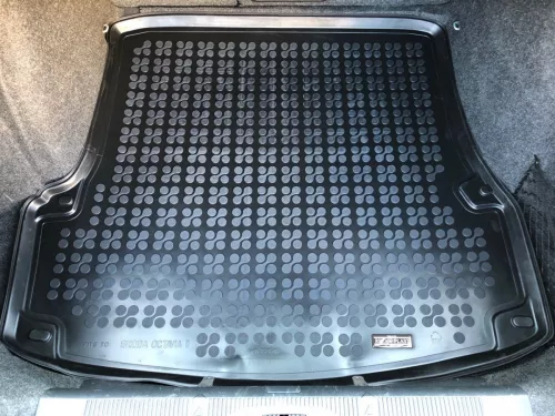 Skoda Octavia II. 2005-2013 (combi) Rezaw-Plast méretpontos csomagtértálca