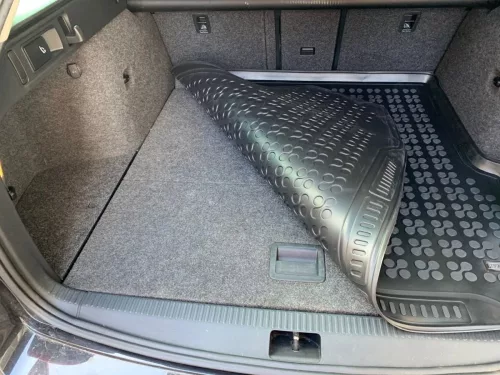 Skoda Octavia III. 2013-2020 (combi, felső) Rezaw-Plast méretpontos csomagtértálca