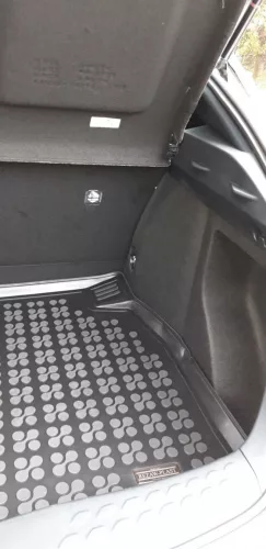 Toyota C-HR 2016- (javítókészletes) Rezaw-Plast méretpontos csomagtértálca