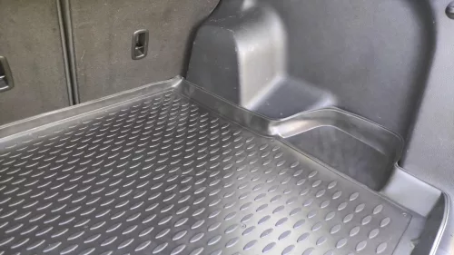 Land Rover Freelander II. 2006-2014 Novline méretpontos csomagtértálca