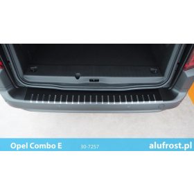 Opel Combo E 2018- (carbon) Alufrost lökhárítóvédő