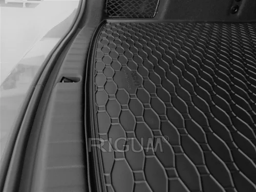 BMW 2 2021- (U06, Active Tourer) Rigum méretpontos csomagtértálca