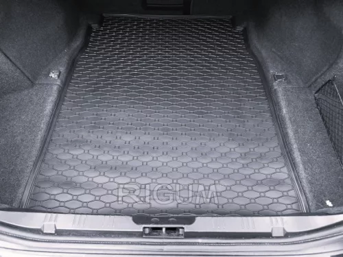 BMW 5 2003-2010 (E60, sedan) Rigum méretpontos csomagtértálca
