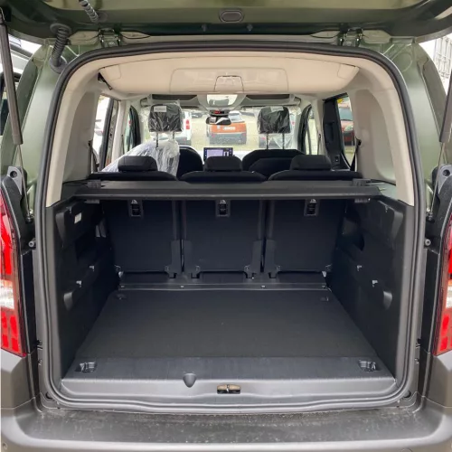 Csomagtértálca (gumi) Fiat Doblo 2022- (5 személyes, L1)