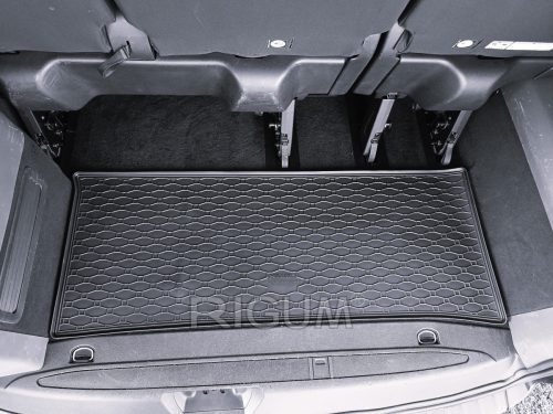 Ford Transit/Tourneo Custom 2018- 2023  (L2, 8/9 személyes, fűtéssel) Rigum méretpontos csomagtértálca