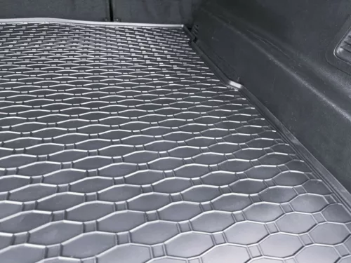 Gumová vana do kufru Ford S-Max 2015-2023 (5 míst)
