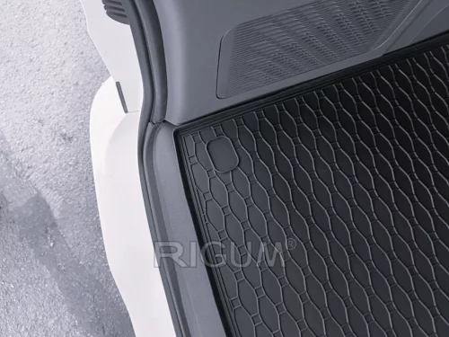 Gumová vana do kufru Ford Transit Custom 2024- (L2)