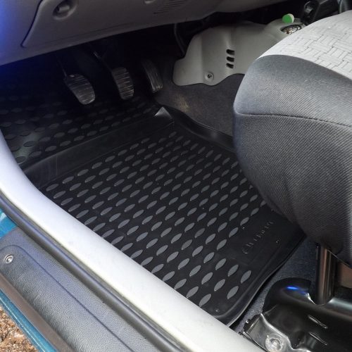 Renault Kangoo 1997-2008 (5 személyes) Novline méretpontos gumiszőnyeg szett