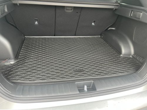 Hyundai Tucson 2021- Rigum méretpontos csomagtértálca