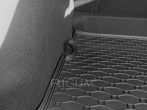 Hyundai i30 2017- (combi) Rigum méretpontos csomagtértálca