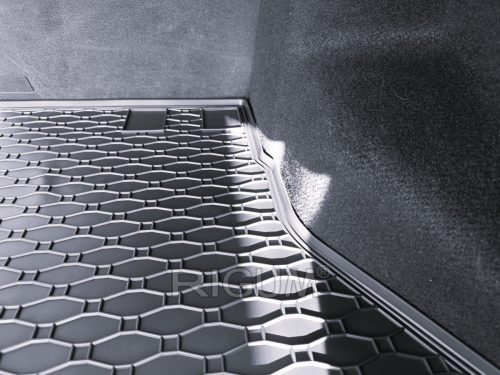 Hyundai i30 2012-2017 (combi) Rigum méretpontos csomagtértálca